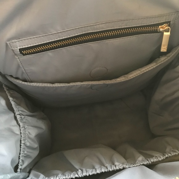 More pics of freshly picked diaper bag - Picture 7 of 8